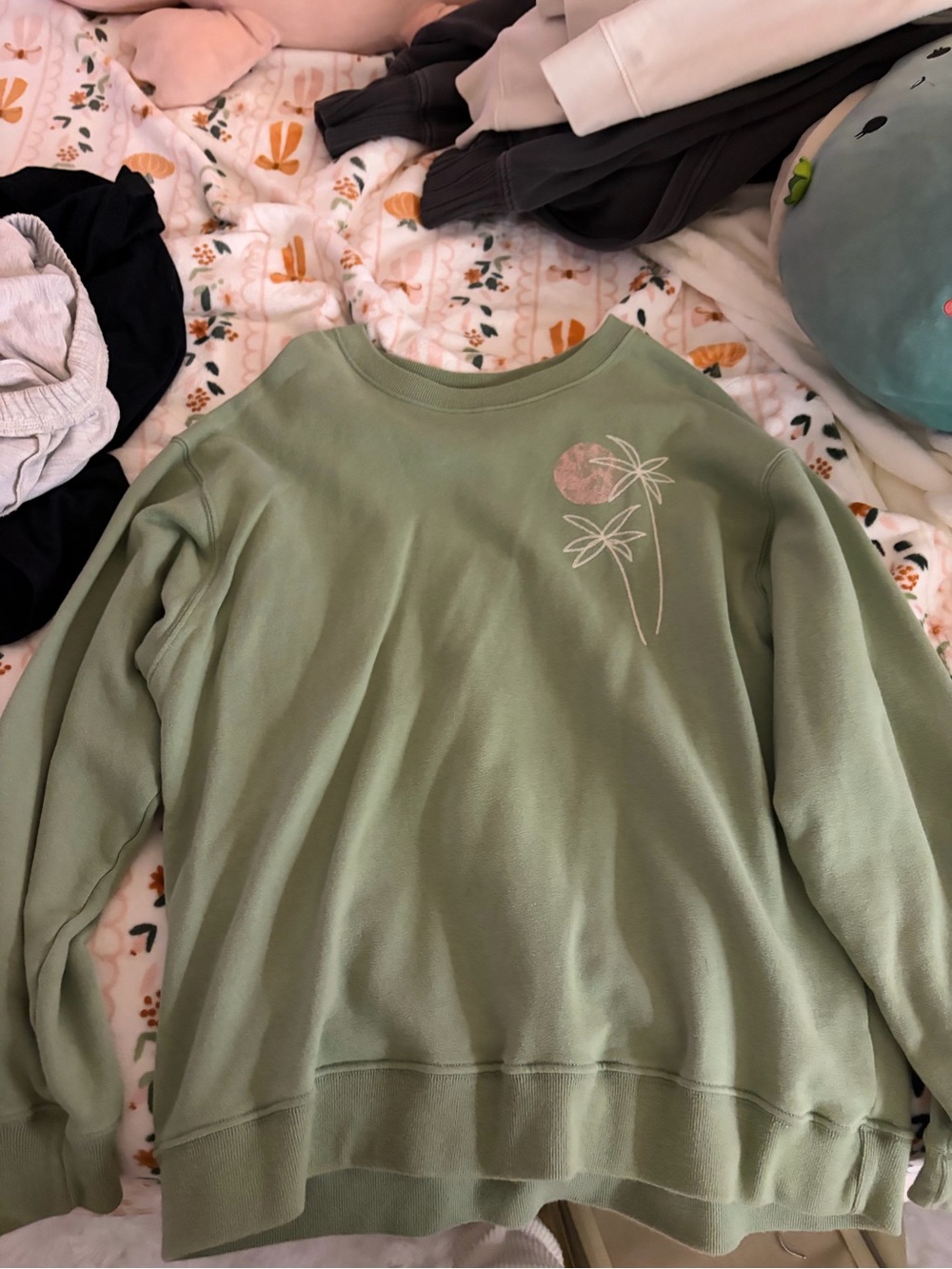 Green hollister crewneck